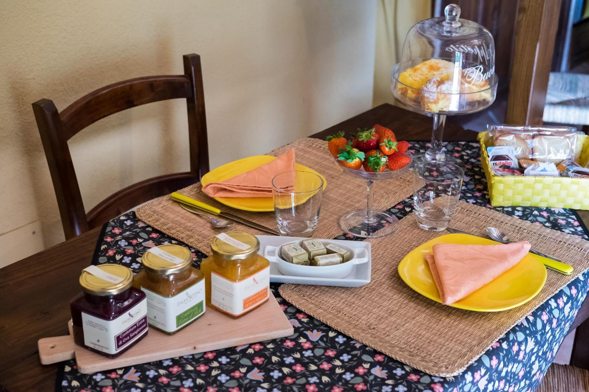 Giannetti Bed & Breakfast Poggio alle Mura Exterior photo